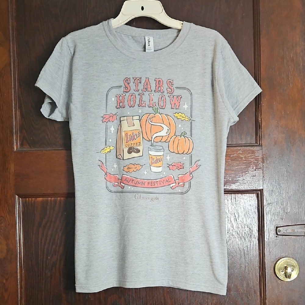 NWOT Tultex Gilmore Girls Fall Graphic T-Shirt - Size XL